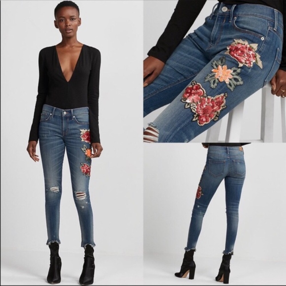 🌺 Mid Rise Skinny Jean